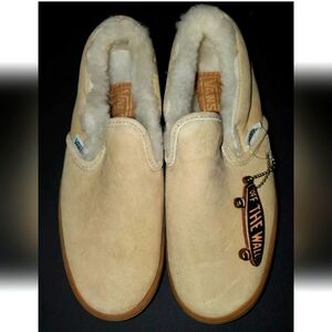 Girls Vans Size 4.5 Slip On